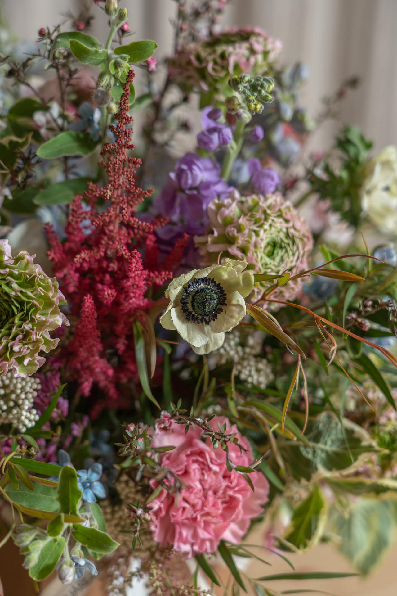 Caja de Madera con Flores Frescas 3