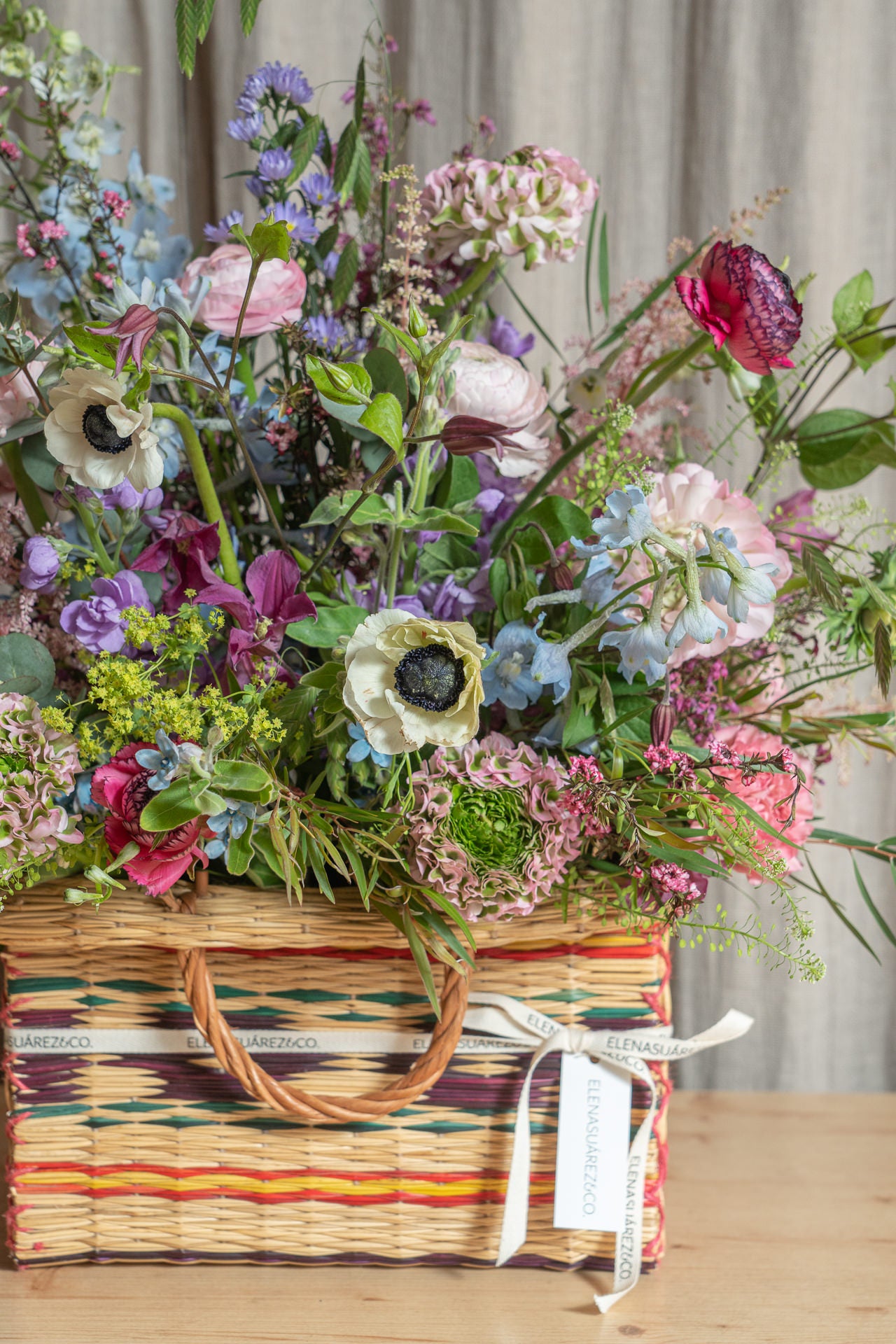 Bolsos Portugueses con Flores de Temporada 10