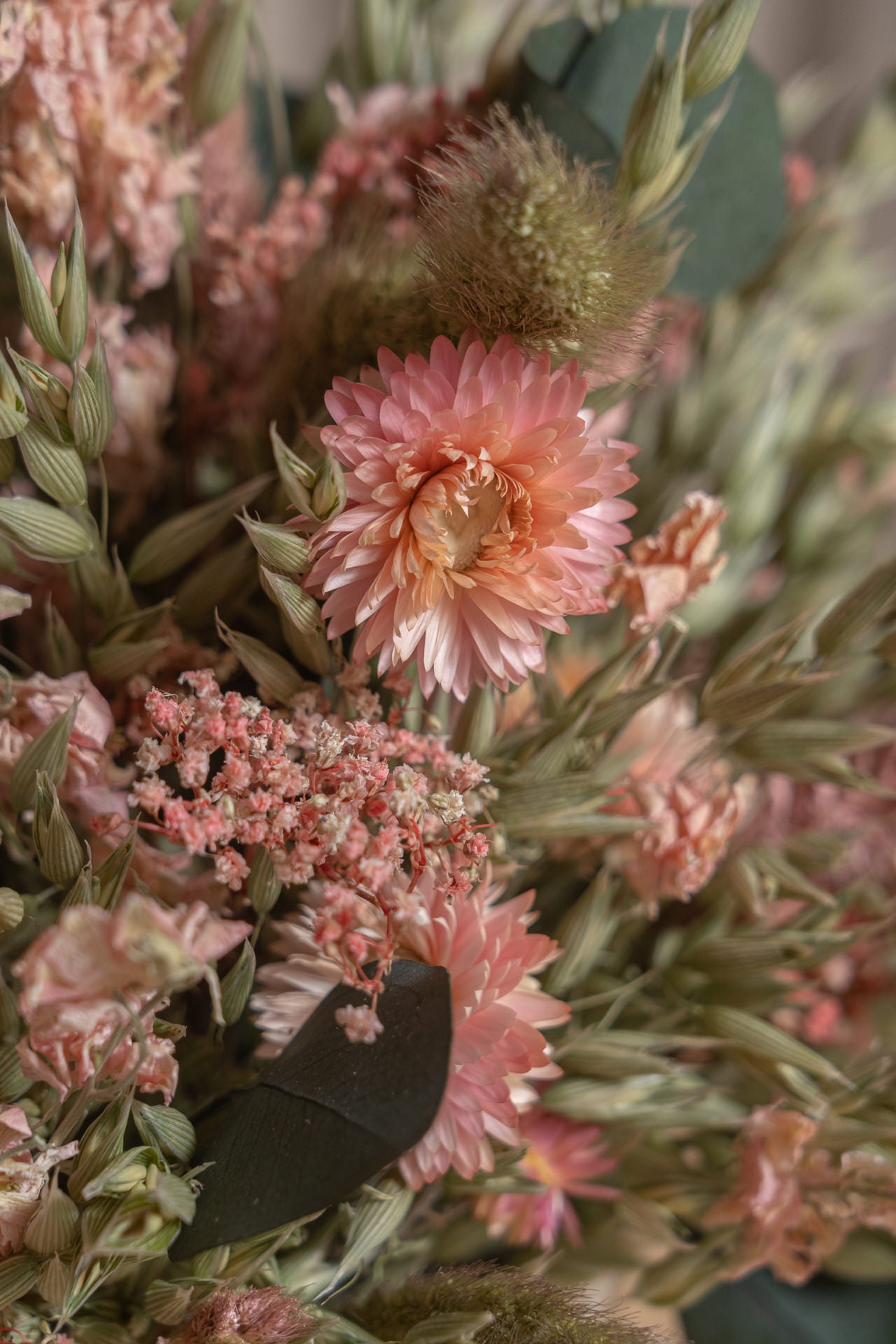 Cuenco Cerámico con Flores Preservadas 3